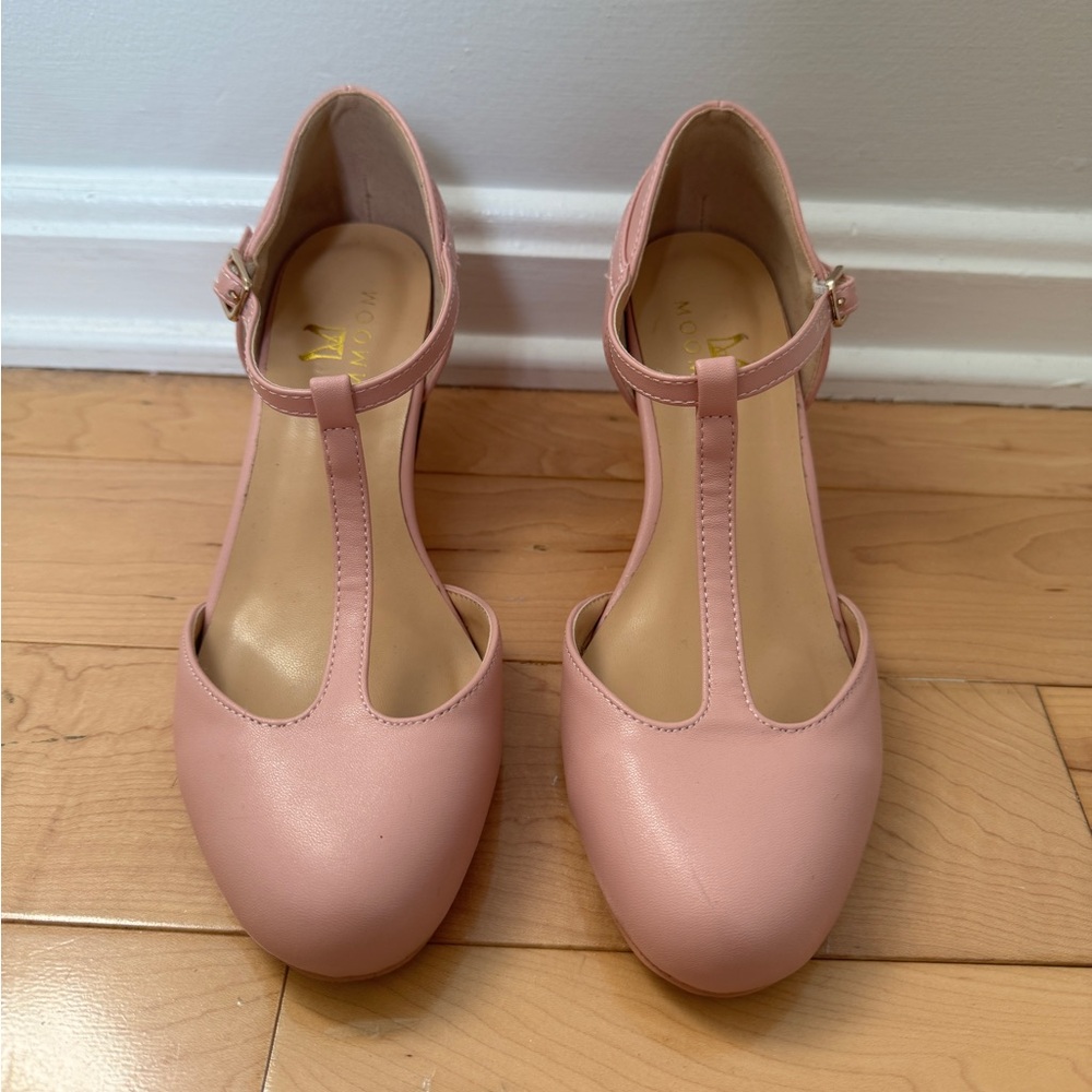 Pink Size 6 Mary Jane T-Strap Round Toe Heels - Picture 2 of 10